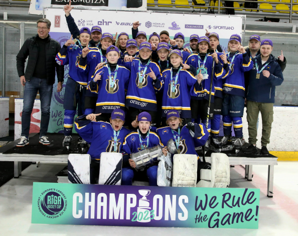 KIEKKO-ESPOO BLUES ВЫИГРЫВАЕТ ТУРНИР RHC23 U15