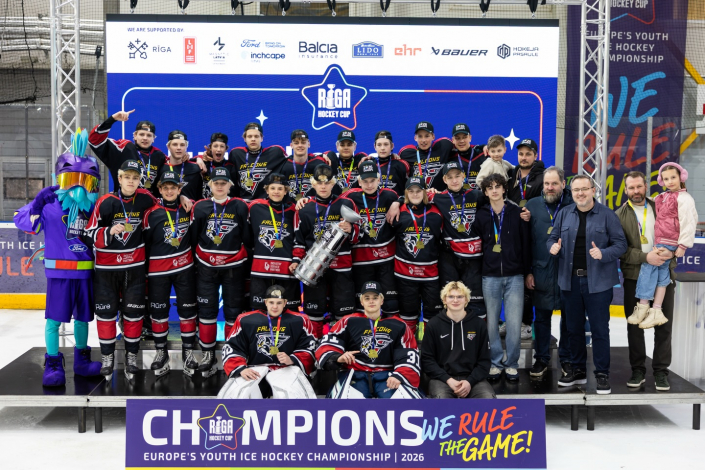 U16 CHAMPIONS - Hokeja Skola Falkons